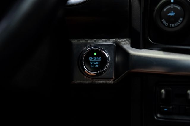 2023 Ford F-150 Raptor 4X4 DUPONT KEVLAR,LIFTED,22" S,LED'S, 39K | Carrollton, TX | Texas Vehicle Exchange 2023 Ford F-150 Raptor 4X4 DUPONT KEVLAR,LIFTED,22" S,LED'S, 39K | Carrollton, TX | Texas Vehicle Exchange