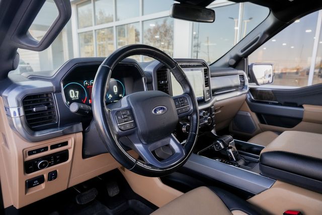 2023 Ford F-150 Lariat FX4 / LOADED / ADAPTIVE CRUISE / BIG SCREEN | Austin, TX | Rocky Mountain Truck Stop Austin