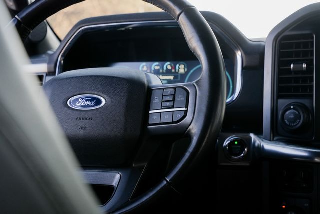 2023 Ford F-150 Lariat FX4 / LOADED / ADAPTIVE CRUISE / BIG SCREEN | Austin, TX | Rocky Mountain Truck Stop Austin