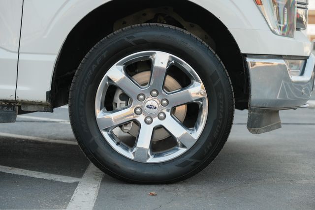 2023 Ford F-150 Lariat FX4 / LOADED / ADAPTIVE CRUISE / BIG SCREEN | Austin, TX | Rocky Mountain Truck Stop Austin