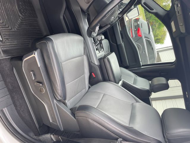 2023 Ford F-150 Lightning Lariat