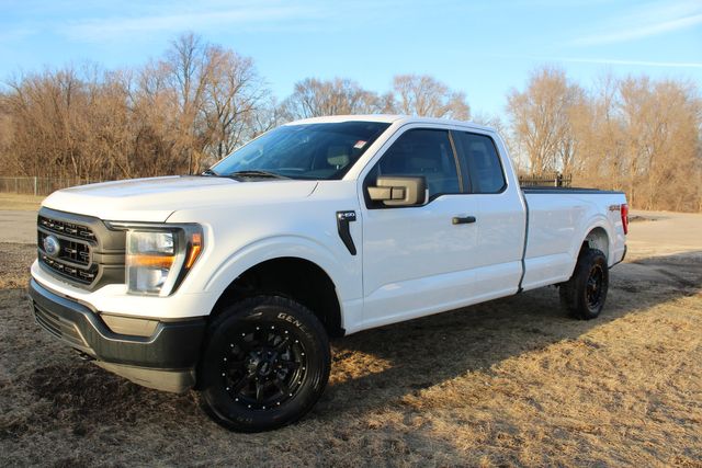 2023 Ford F-150 XLT SuperCab 4WD | Roscoe, IL | Autoland Outlets