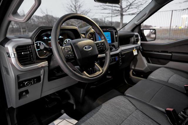 2023 Ford F-150 XL 2023 Ford F-150 XL