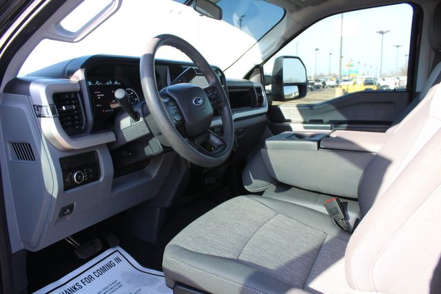 2023 Ford F-250 XL FX4 w/ STX App. Pkg. | Roscoe, IL | Autoland Outlets 2023 Ford F-250 XL FX4 w/ STX App. Pkg. | Roscoe, IL | Autoland Outlets