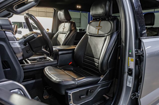 2023 Ford F-250 SD Platinum Crew Cab 4WD | Dallas, TX | East Dallas Diesel
