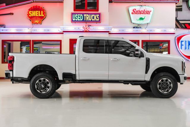 2023 Ford F-250 Super Duty Lariat | Addison, TX | Mr Car Guys