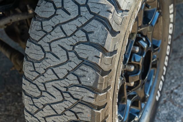 2023 Ford F-250 Super Duty XL STX FX4 / CLEAN CARFAX / WELL-OPTIONED | Austin, TX | Rocky Mountain Truck Stop Austin