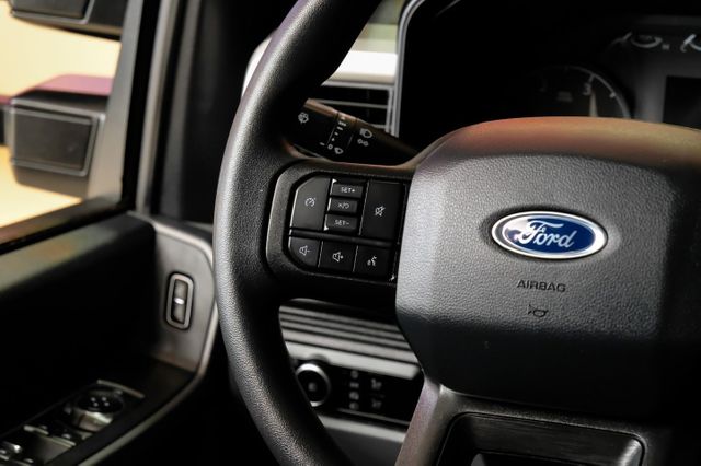 2023 Ford F-350 Super Duty XLT | Addison, TX | Mr Car Guys 2023 Ford F-350 Super Duty XLT | Addison, TX | Mr Car Guys