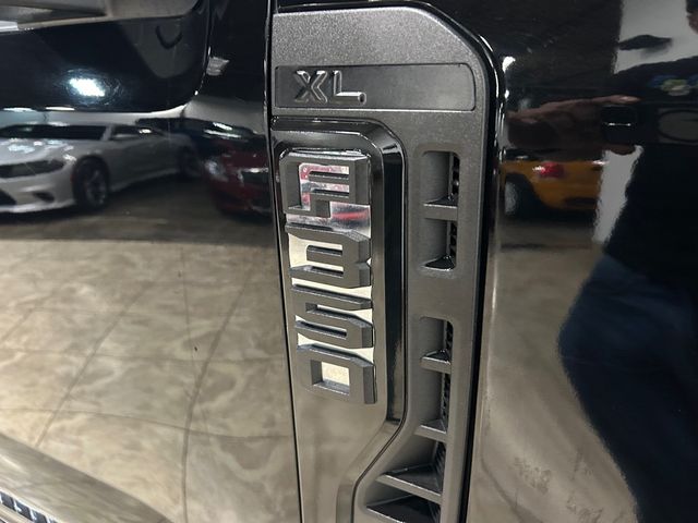 2023 Ford F-350 Super Duty XL