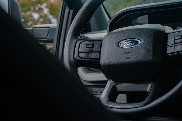 2023 Ford F-350 Super Duty XLT CREW CAB LONG BED DRW 4X4 / 1-OWNER | Austin, TX | Rocky Mountain Truck Stop Austin 2023 Ford F-350 Super Duty XLT CREW CAB LONG BED DRW 4X4 / 1-OWNER | Austin, TX | Rocky Mountain Truck Stop Austin