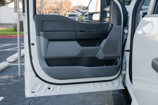 2023 Ford F-350 Super Duty XL CREW CAB LONG BED DRW RWD / 1-OWNER | Austin, TX | Rocky Mountain Truck Stop Austin