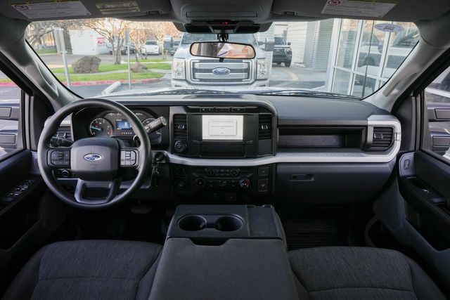 2023 Ford F-350 Super Duty XL CREW CAB LONG BED DRW RWD / 1-OWNER | Austin, TX | Rocky Mountain Truck Stop Austin 2023 Ford F-350 Super Duty XL CREW CAB LONG BED DRW RWD / 1-OWNER | Austin, TX | Rocky Mountain Truck Stop Austin