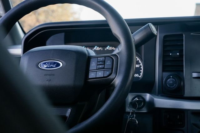 2023 Ford F-350 Super Duty XL CREW CAB LONG BED DRW RWD / 1-OWNER | Austin, TX | Rocky Mountain Truck Stop Austin 2023 Ford F-350 Super Duty XL CREW CAB LONG BED DRW RWD / 1-OWNER | Austin, TX | Rocky Mountain Truck Stop Austin