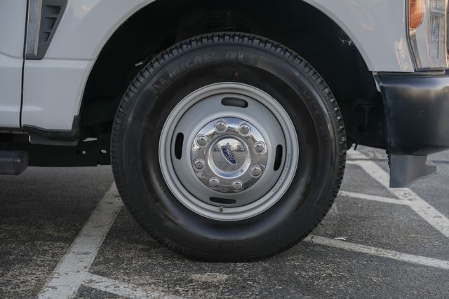 2023 Ford F-350 Super Duty XL CREW CAB LONG BED DRW RWD / 1-OWNER | Austin, TX | Rocky Mountain Truck Stop Austin 2023 Ford F-350 Super Duty XL CREW CAB LONG BED DRW RWD / 1-OWNER | Austin, TX | Rocky Mountain Truck Stop Austin