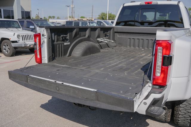 2023 Ford F-350 Super Duty Lariat ULTIMATE FX4 DRW / 1-OWNER CLEAN CARFAX | Austin, TX | Rocky Mountain Truck Stop Austin