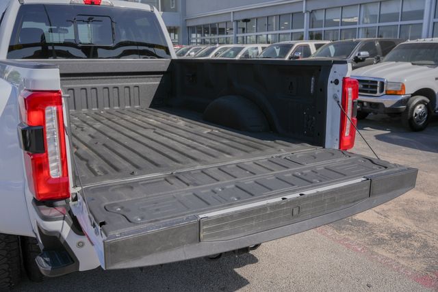 2023 Ford F-350 Super Duty Lariat ULTIMATE FX4 DRW / 1-OWNER CLEAN CARFAX | Austin, TX | Rocky Mountain Truck Stop Austin 2023 Ford F-350 Super Duty Lariat ULTIMATE FX4 DRW / 1-OWNER CLEAN CARFAX | Austin, TX | Rocky Mountain Truck Stop Austin