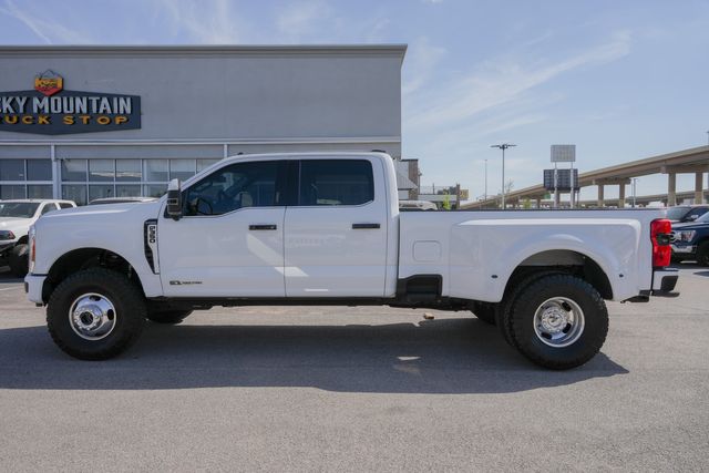 2023 Ford F-350 Super Duty Lariat ULTIMATE FX4 DRW / 1-OWNER CLEAN CARFAX | Austin, TX | Rocky Mountain Truck Stop Austin