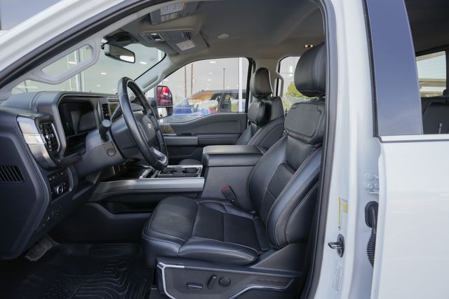 2023 Ford F-350 Super Duty Lariat ULTIMATE FX4 DRW / 1-OWNER CLEAN CARFAX | Austin, TX | Rocky Mountain Truck Stop Austin