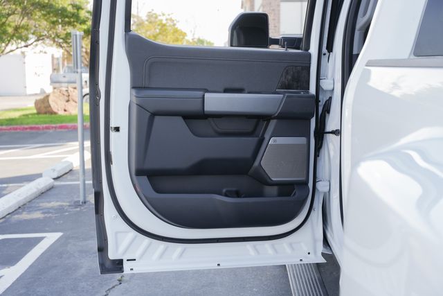 2023 Ford F-350 Super Duty Lariat ULTIMATE FX4 DRW / 1-OWNER CLEAN CARFAX | Austin, TX | Rocky Mountain Truck Stop Austin