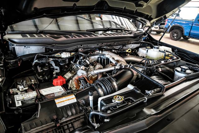 2023 Ford F-450 Super Duty XLT