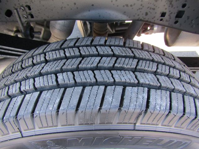 2023 Ford F250 Extended Cab 4x4 with New 8' Knapheide Utility Bed