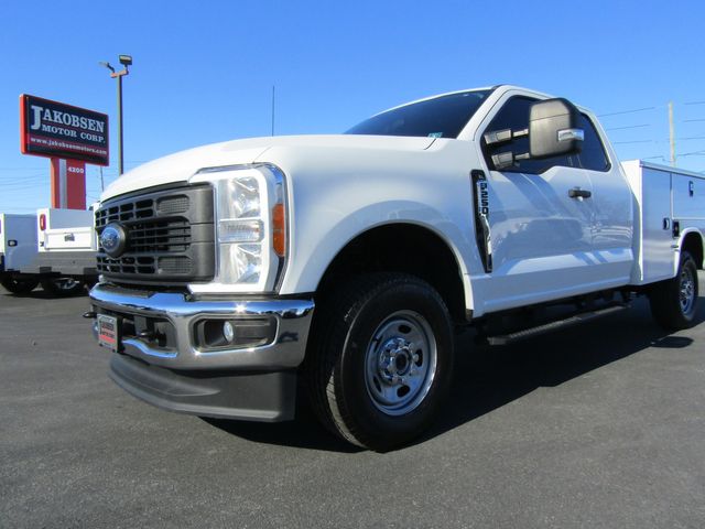 2023 Ford F250 Extended Cab 4x4 with New 8' Knapheide Utility Bed