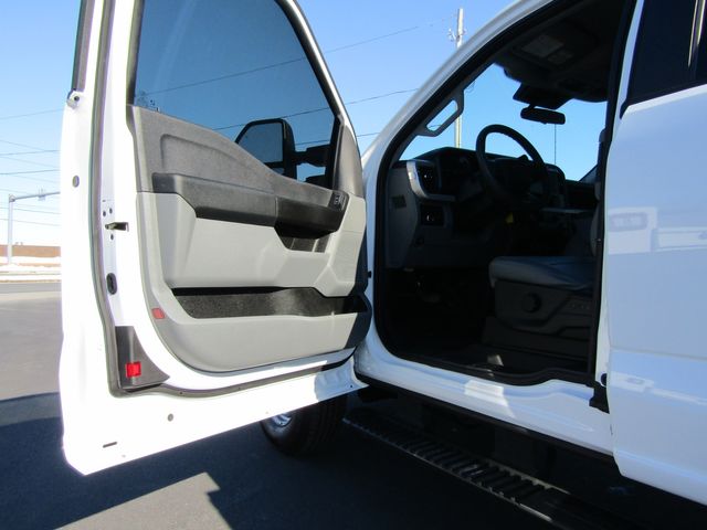 2023 Ford F250 Extended Cab 4x4 with New 8' Knapheide Utility Bed 2023 Ford F250 Extended Cab 4x4 with New 8' Knapheide Utility Bed