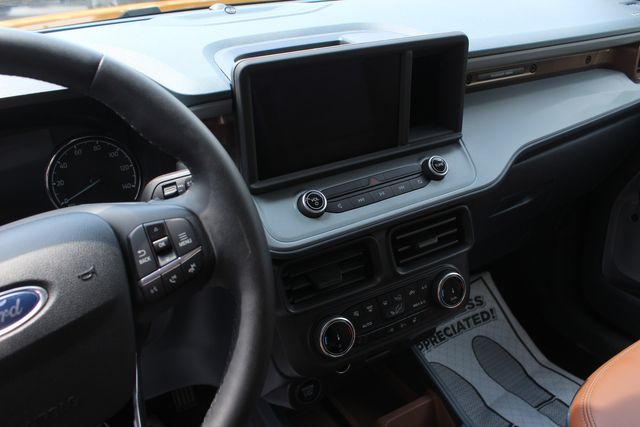 2023 Ford Maverick Lariat | Granite City, Illinois | MasterCars Company Inc. 2023 Ford Maverick Lariat | Granite City, Illinois | MasterCars Company Inc.