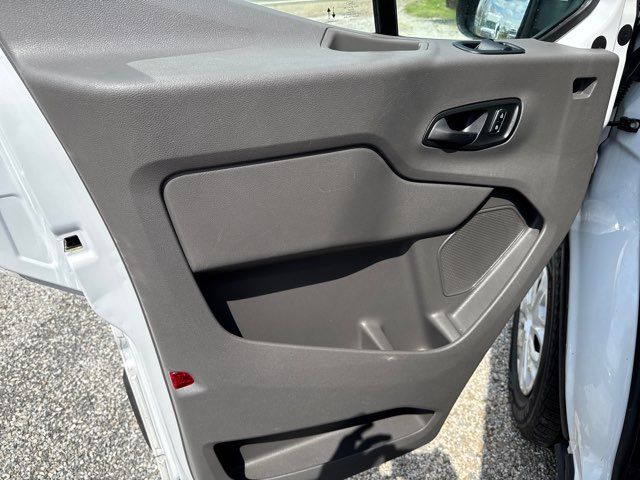 2023 Ford Transit 350 XLT