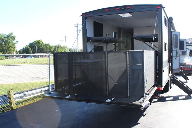 2023 Forest River Salem Titainum Series Toy Hauler 290RTXX 36' | Granite City, Illinois | MasterCars Company Inc. 2023 Forest River Salem Titainum Series Toy Hauler 290RTXX 36' | Granite City, Illinois | MasterCars Company Inc.