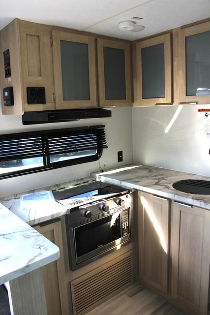 2023 Forest River Salem Titainum Series Toy Hauler 290RTXX 36' | Granite City, Illinois | MasterCars Company Inc. 2023 Forest River Salem Titainum Series Toy Hauler 290RTXX 36' | Granite City, Illinois | MasterCars Company Inc.