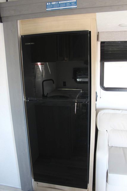 2023 Forest River Salem Titainum Series Toy Hauler 290RTXX 36' | Granite City, Illinois | MasterCars Company Inc. 2023 Forest River Salem Titainum Series Toy Hauler 290RTXX 36' | Granite City, Illinois | MasterCars Company Inc.