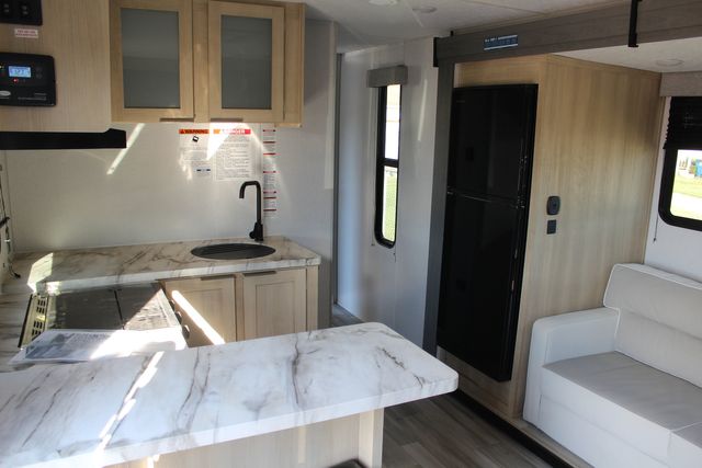 2023 Forest River Salem Titainum Series Toy Hauler 290RTXX 36' | Granite City, Illinois | MasterCars Company Inc. 2023 Forest River Salem Titainum Series Toy Hauler 290RTXX 36' | Granite City, Illinois | MasterCars Company Inc.