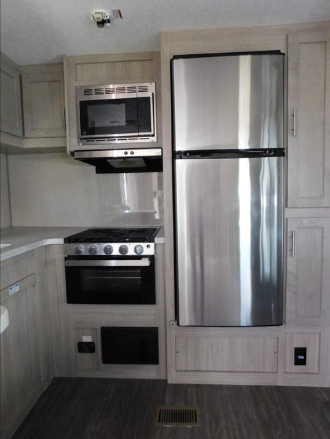 2023 Forest River Sky Series Aurora 31KDS