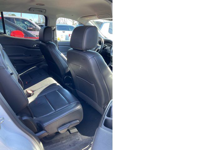 2023 GMC Acadia SLT - John Gibson Auto Sales Hot Springs 2023 GMC Acadia SLT - John Gibson Auto Sales Hot Springs