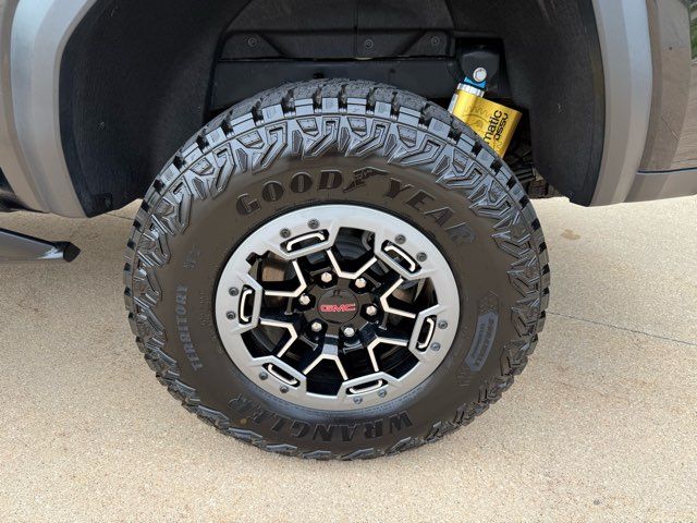 2023 GMC Canyon AT4X | Gifford, IL | Trav's Automotive 2023 GMC Canyon AT4X | Gifford, IL | Trav's Automotive