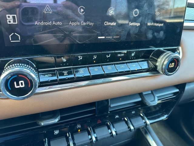 2023 GMC Canyon AT4 4x4 Prograde Trailering Package 20" Wheels | Irving, Texas | Hopper Motorplex