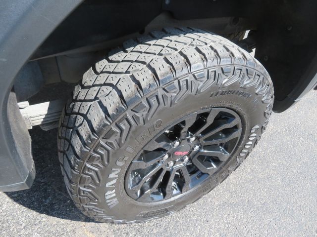 2023 GMC Sierra 1500 AT4X