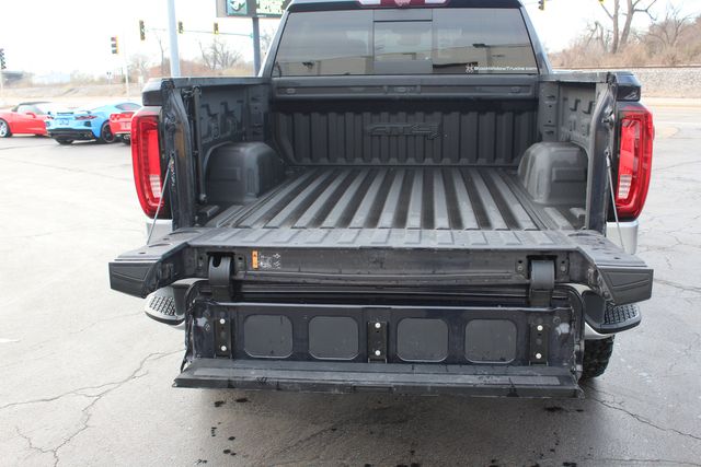 2023 GMC Sierra 1500 AT4 Black Widow | Granite City, Illinois | MasterCars Company Inc.