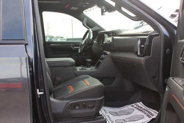 2023 GMC Sierra 1500 AT4 Black Widow | Granite City, Illinois | MasterCars Company Inc. 2023 GMC Sierra 1500 AT4 Black Widow | Granite City, Illinois | MasterCars Company Inc.