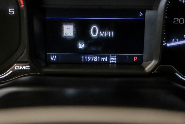 2023 GMC Sierra 2500HD SLT | Addison, TX | Mr Car Guys 2023 GMC Sierra 2500HD SLT | Addison, TX | Mr Car Guys