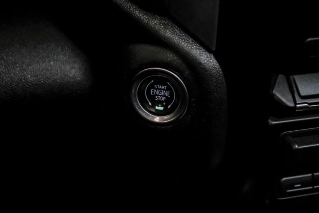 2023 GMC Sierra 2500HD SLT | Addison, TX | Mr Car Guys 2023 GMC Sierra 2500HD SLT | Addison, TX | Mr Car Guys