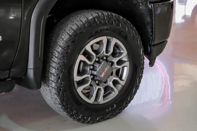 2023 GMC Sierra 2500HD AT4 2023 GMC Sierra 2500HD AT4
