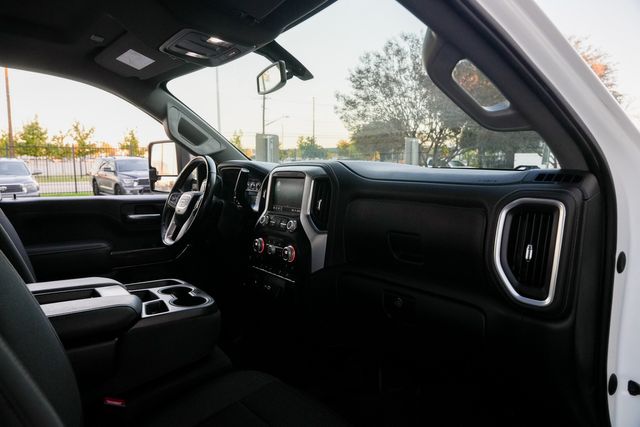 2023 GMC Sierra 2500HD SLE X31 CREW CAB LONG BED 4X4 / 1-OWNER | Austin, TX | Rocky Mountain Truck Stop Austin 2023 GMC Sierra 2500HD SLE X31 CREW CAB LONG BED 4X4 / 1-OWNER | Austin, TX | Rocky Mountain Truck Stop Austin