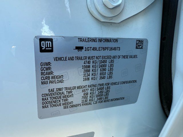 2023 GMC Sierra 2500HD Pro | Gifford, IL | Trav's Automotive 2023 GMC Sierra 2500HD Pro | Gifford, IL | Trav's Automotive