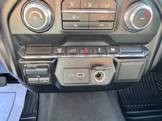 2023 GMC Sierra 2500HD SLE | San Antonio, TX | Clear Choice Automotive South 2023 GMC Sierra 2500HD SLE | San Antonio, TX | Clear Choice Automotive South