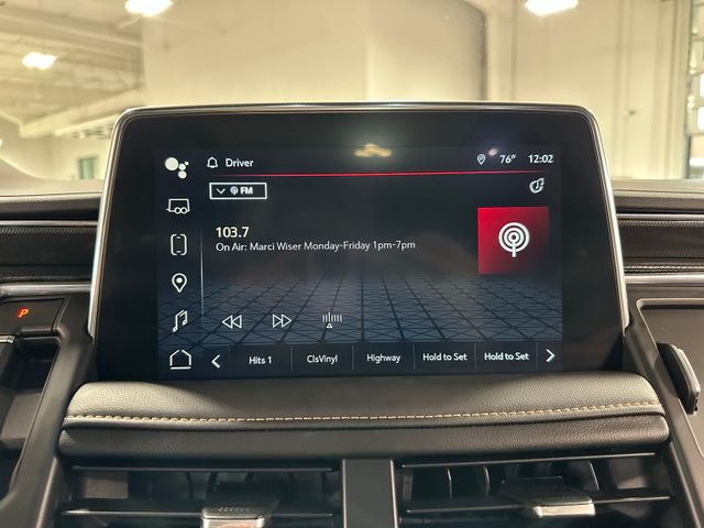 2023 GMC Yukon AT4 Dual-Pane Panoramic Roof | Irving, Texas | Hopper Motorplex 2023 GMC Yukon AT4 Dual-Pane Panoramic Roof | Irving, Texas | Hopper Motorplex