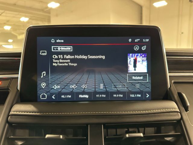 2023 GMC Yukon SLT Preferred Package Heated Ventilated Seating | Irving, Texas | Hopper Motorplex 2023 GMC Yukon SLT Preferred Package Heated Ventilated Seating | Irving, Texas | Hopper Motorplex