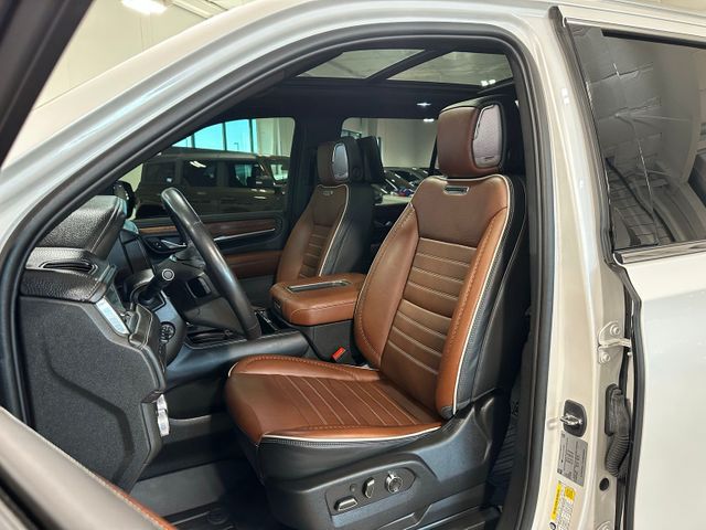 2023 GMC Yukon Denali Ultimate 4WD Rear Media Power Sunroof | Irving, Texas | Hopper Motorplex 2023 GMC Yukon Denali Ultimate 4WD Rear Media Power Sunroof | Irving, Texas | Hopper Motorplex