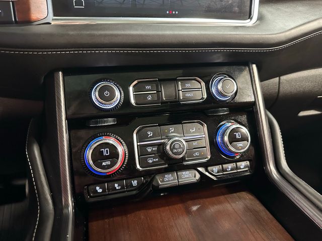 2023 GMC Yukon Denali Ultimate 4WD Rear Media Power Sunroof | Irving, Texas | Hopper Motorplex